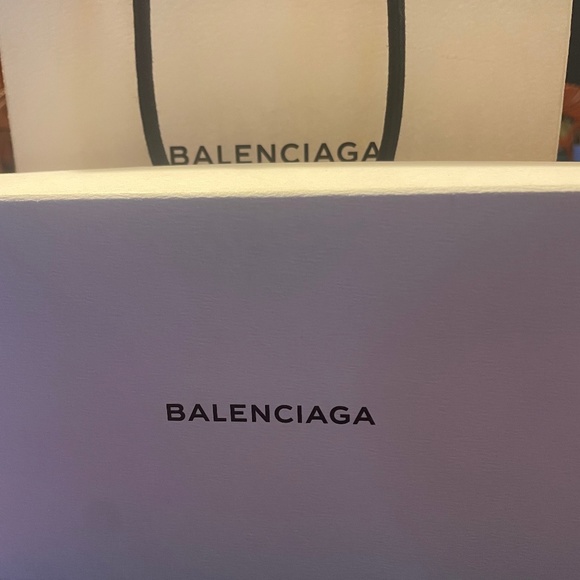 Balenciaga Wallet - Picture 1 of 6